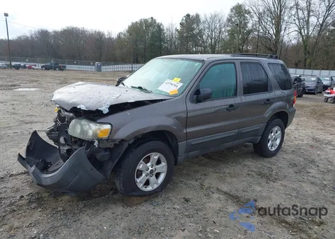 2005 Ford Escape Xlt from USA, damaged, VIN 1FMCU03Z85KC10977